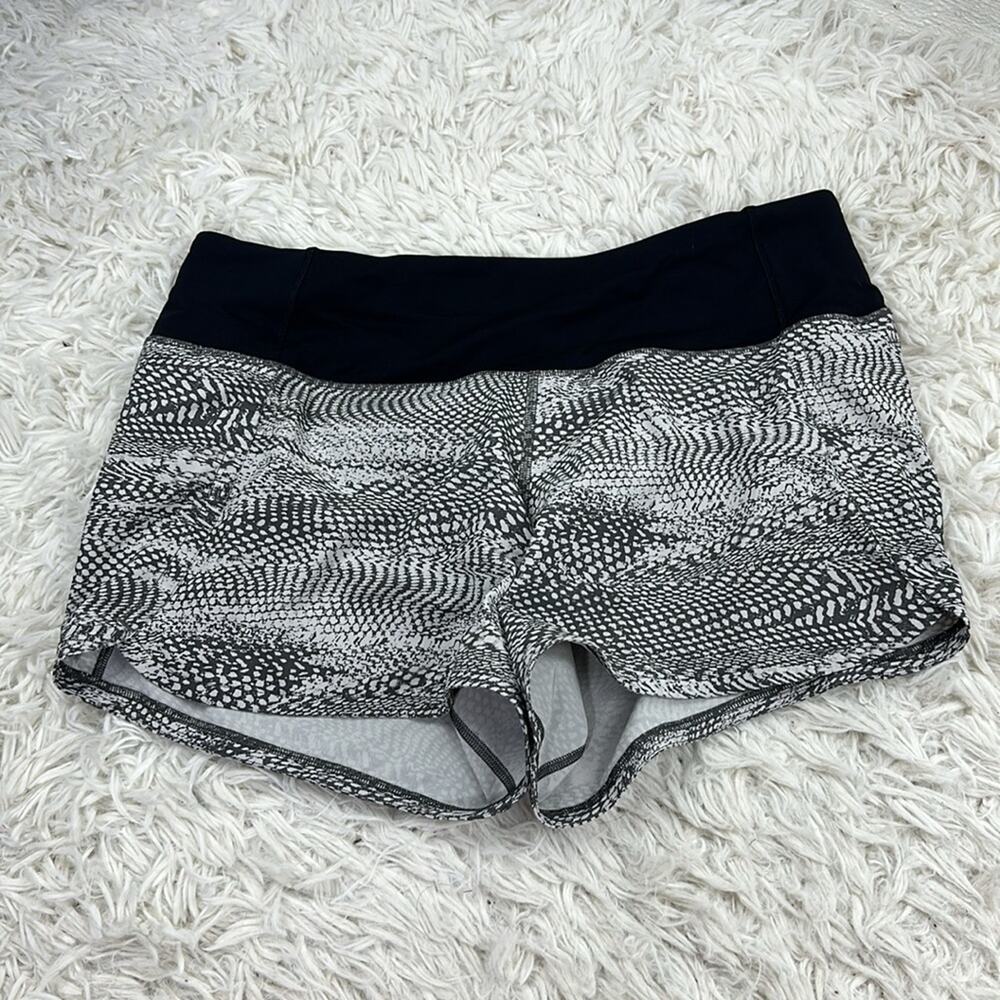 Lululemon Run Times Short II *4" Swerve Vapor Metal Grey / Black